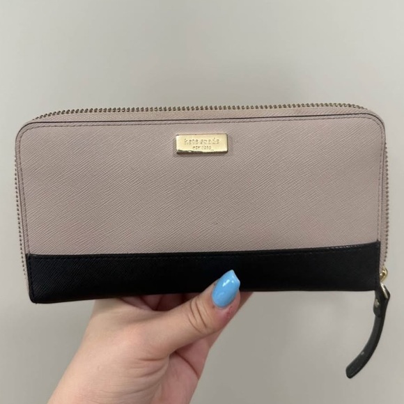 Kate Spade Black and Tan Women's Wallet - Picture 1 of 3